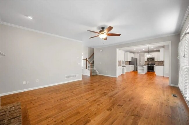 Foto del edificio - 61 Gellmore Ln