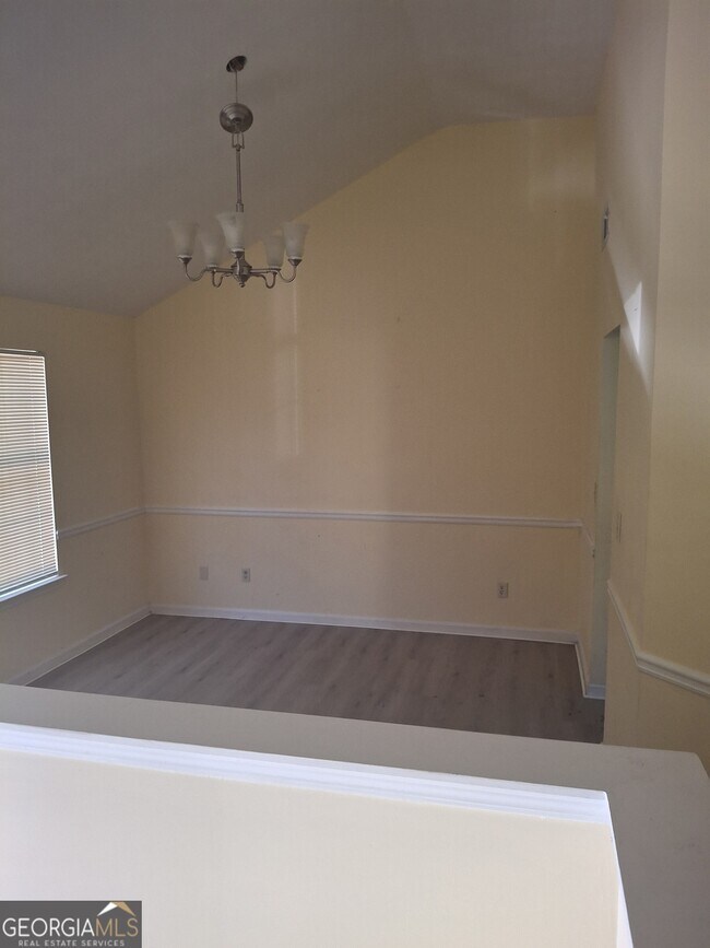 Foto del edificio - 2708 Field Spring Dr