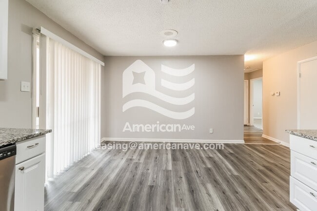Building Photo - 5801 Southwick Dr
