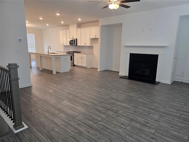 Building Photo - 2639 Richmond Row Dr
