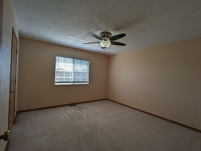 Foto del edificio - 117 Northtowne St