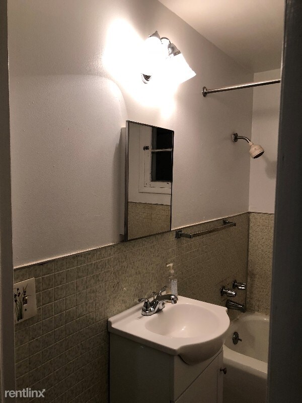 Primary Photo - 1312 Porter Ln