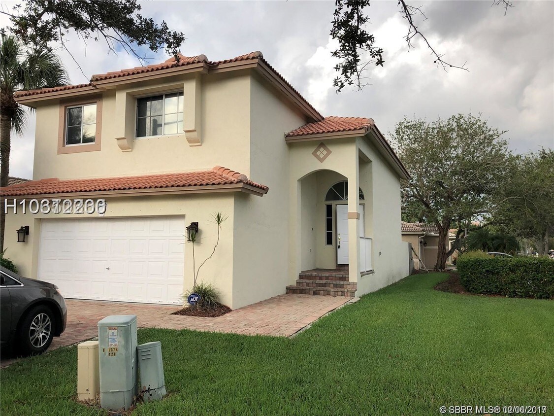 Primary Photo - 1078 NW 170th Ave