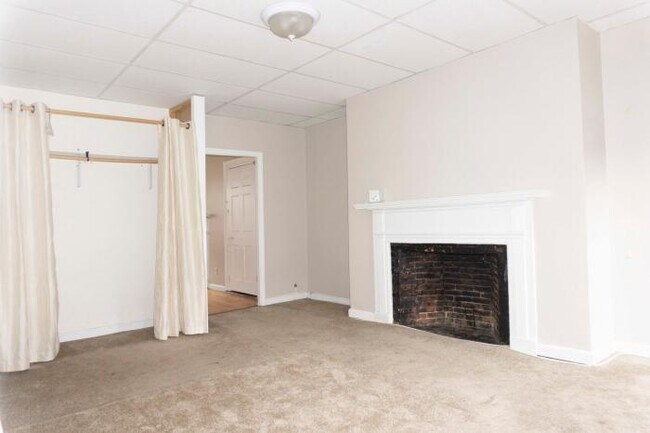 Building Photo - 1 bedroom in Boston MA 02114
