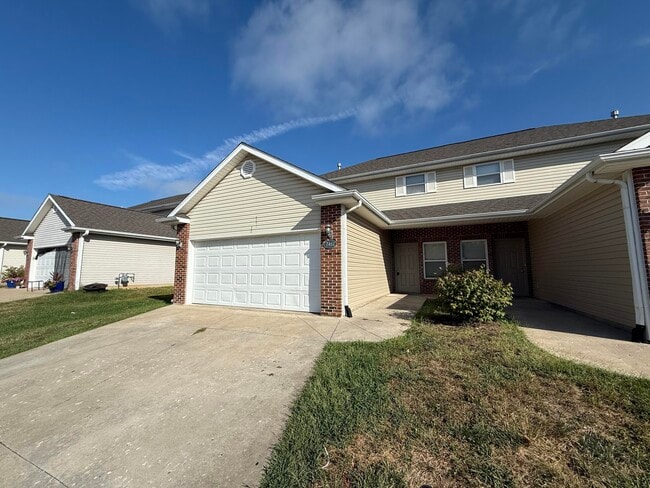 Building Photo - 7461 Arratt Ct