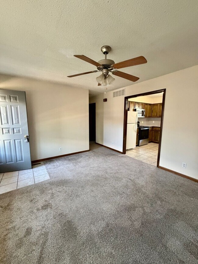 Foto del edificio - Indian Hills Duplex