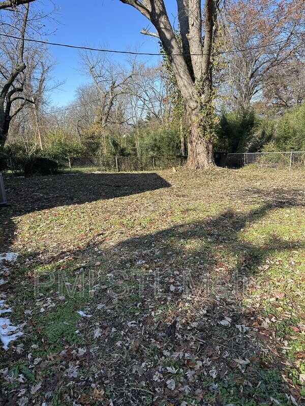 Foto del edificio - 127 Brigadoon Cir