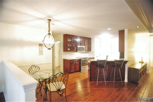 Foto del edificio - 139 Timberlake Dr