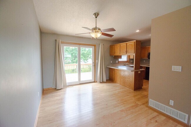 Foto del edificio - 4708 8th St NW