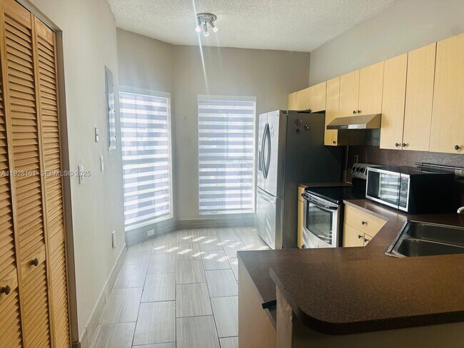 Foto del edificio - 14345 SW 57th Ln