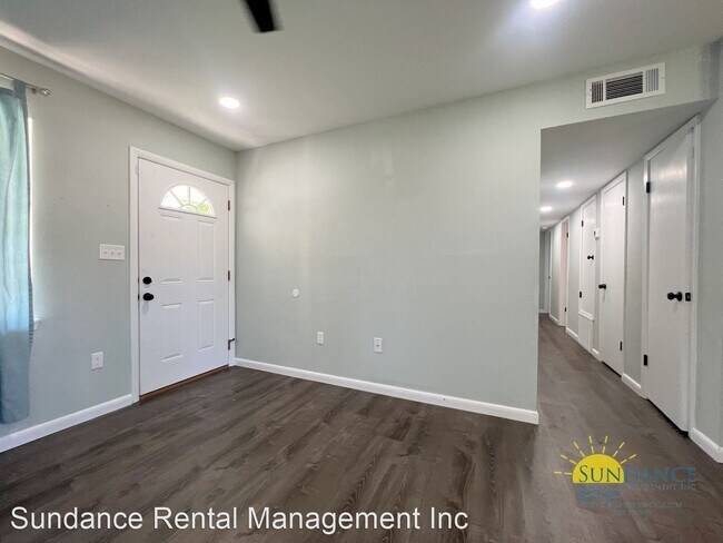 Foto del edificio - 3 br, 2 bath House - 69 Berwick Circle