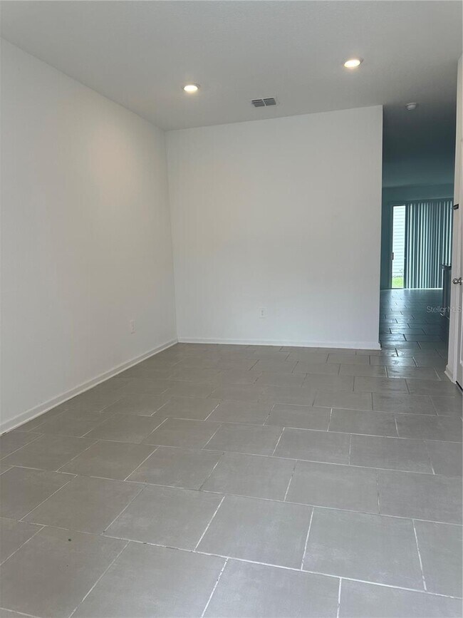 Building Photo - 7521 Stone Crk Trl