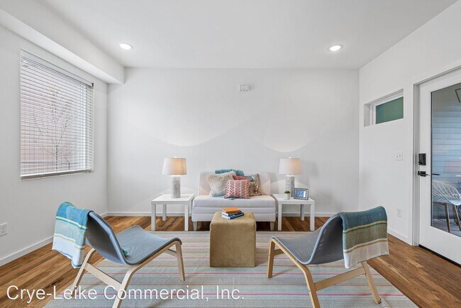 Building Photo - 2 br, 2.5 bath House - 3137 Riverwalk Way
