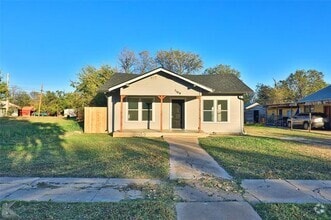 Building Photo - 1109 Jeanette St