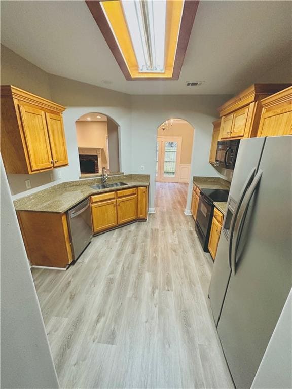 Building Photo - 2090 Lily Valley Dr