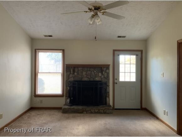 Building Photo - 101 Live Oak Dr