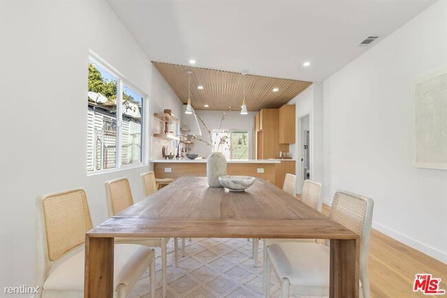 Building Photo - 3 br, 2 bath House - 5917 Fayette St