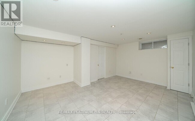 Photo du bâtiment - 61 Snowcrest Ave