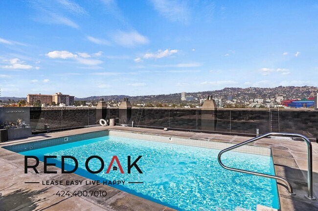 Building Photo - 8811 Burton Way