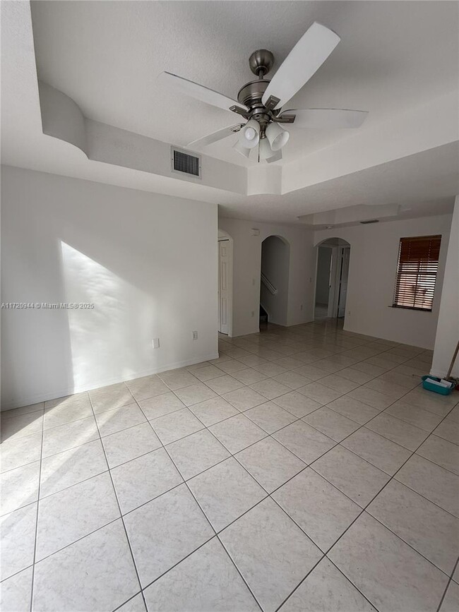 Foto del edificio - 8520 NW 139th Terrace