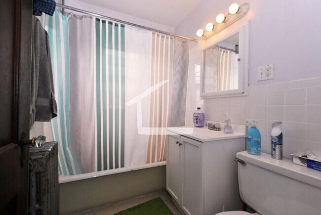 Foto del edificio - 20 Lyne Rd