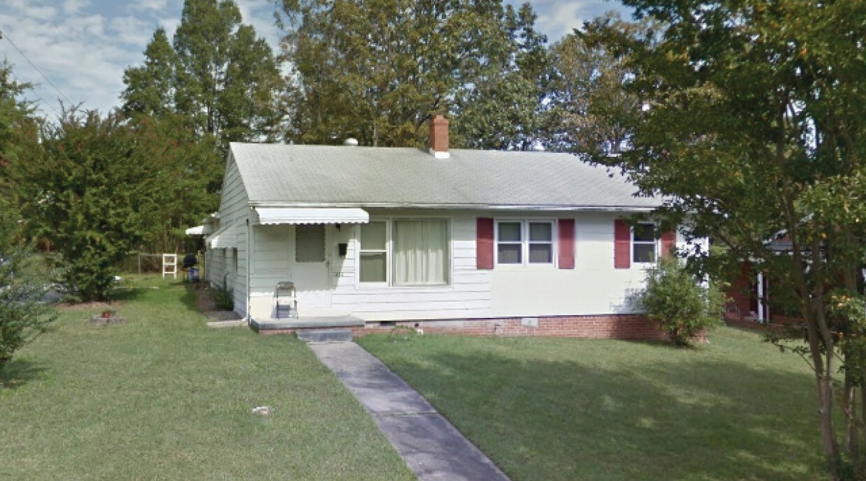 1434 Knollwood Dr, Burlington, NC 27217 House Rental in Burlington