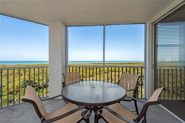 Foto del edificio - 6361 Pelican Bay Blvd