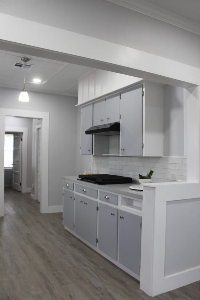 Building Photo - 710 Fahrenthold St