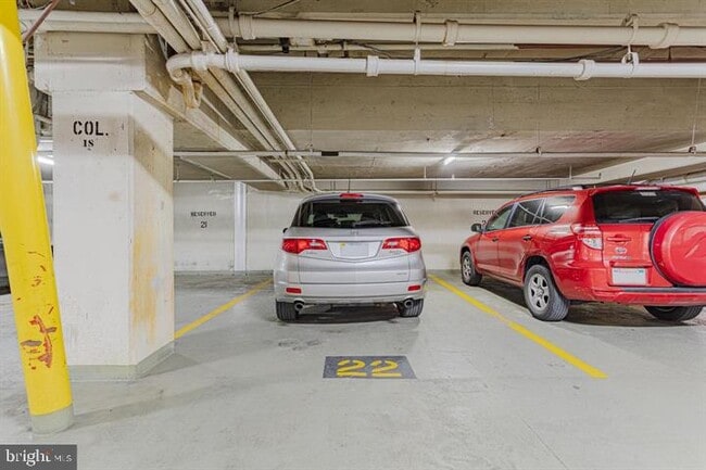 Building Photo - 730 24th St NW