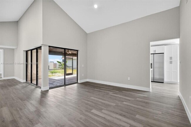 Foto del edificio - 17329 NW 62nd Ct