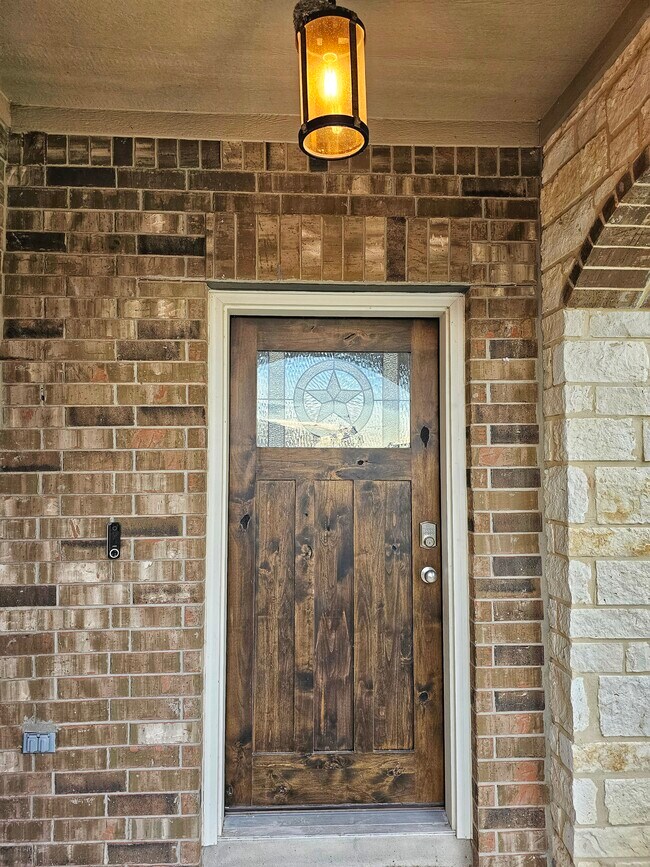 Building Photo - 9618 Silver Mist Way