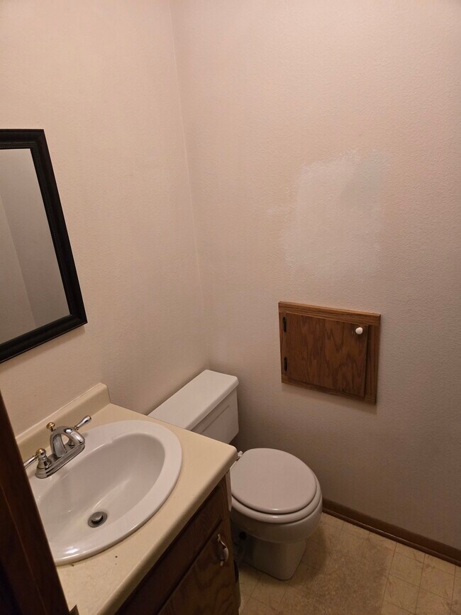 Foto del edificio - 753 Karasan Ct