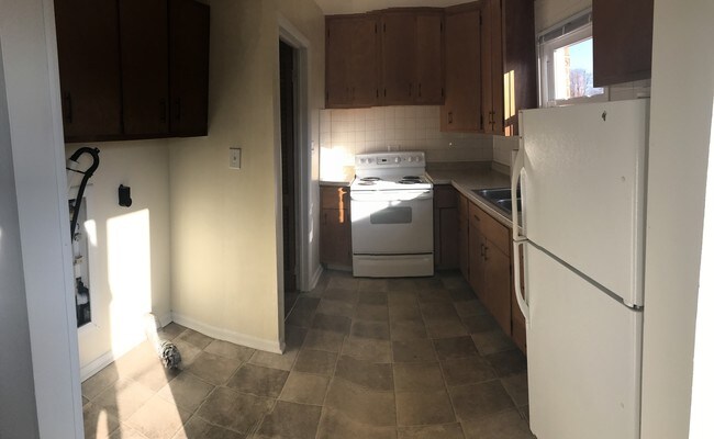Foto del edificio - 707 Ferndale Ct
