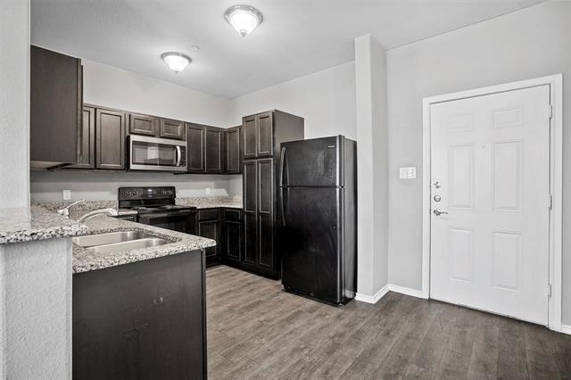 Foto del edificio - 609 Meadow View Ct