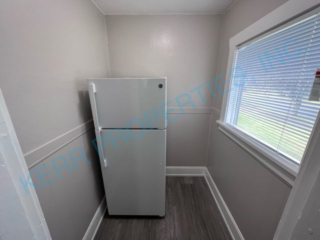 Foto del edificio - Charming 2-Bed Home in Portland's Heart with Cozy 768 Sq Ft Layout!
