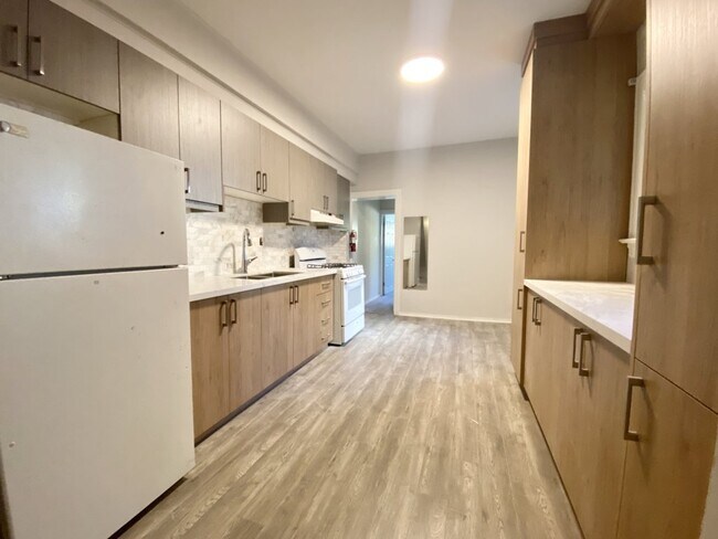 Photo du bâtiment - 1078 College St