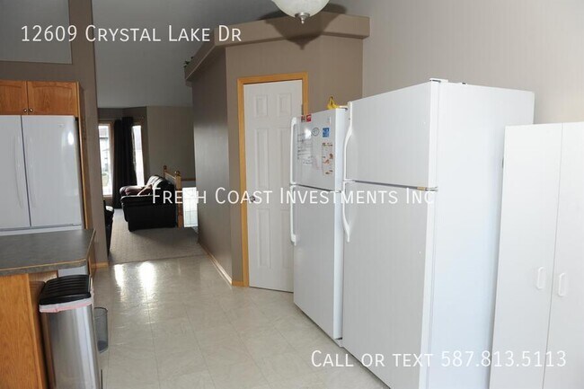 Photo du bâtiment - 12609 Crystal Lake Dr