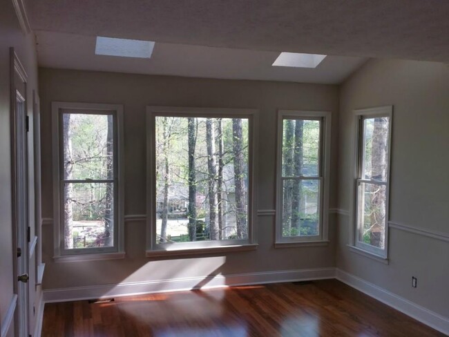 Building Photo - 2577 N Arbor Trail