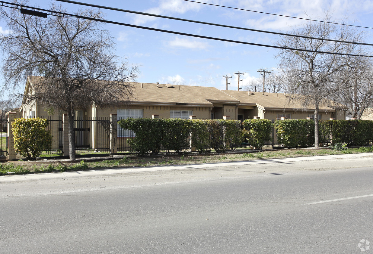 Primary Photo - Frank Hornsby Apartments