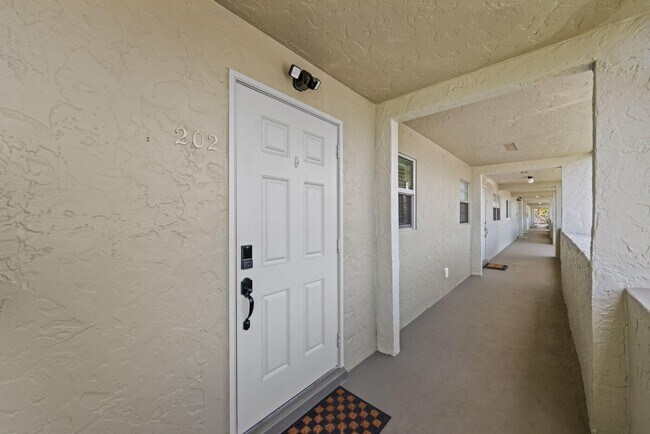 Building Photo - 2700 Fiore Way