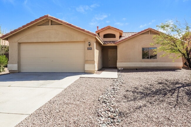 Building Photo - 3295 S Rainburst Pl