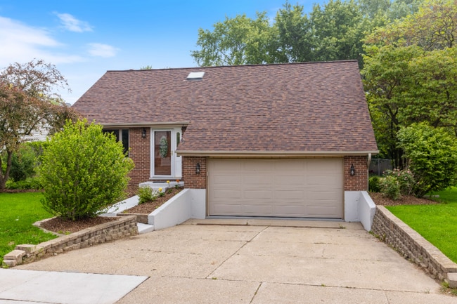 Photo - 13723 S Mallard Dr House