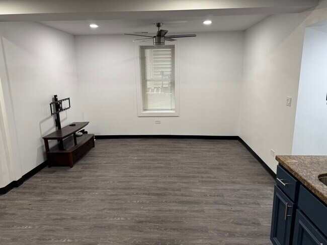 Foto del edificio - 2710 W 18th St