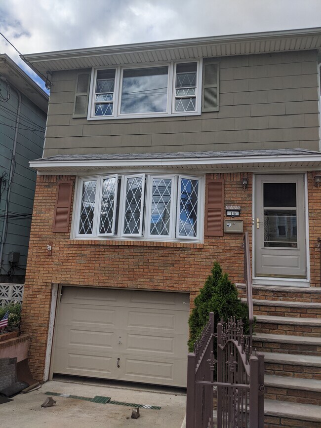 Foto del edificio - 16 Kingsland Ave