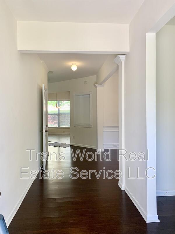 Photo - 2202 Jasmine Glen Dr House