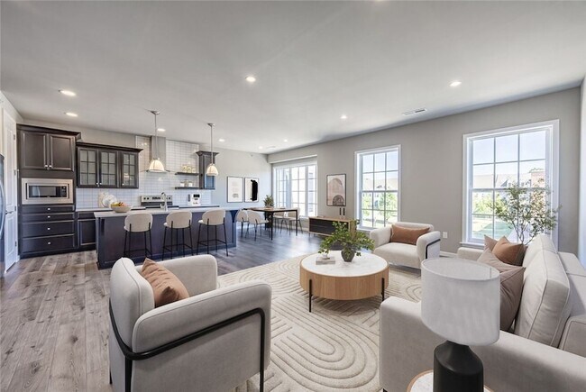 Foto del edificio - 1439 Hastings Cres