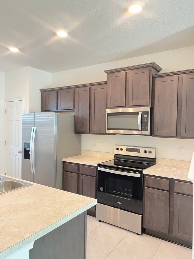 Foto del edificio - 4942 Equinox St