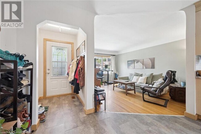 Building Photo - 249 Blucher St