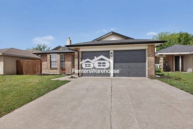 Foto del edificio - Completely Refreshed Home In Arlington