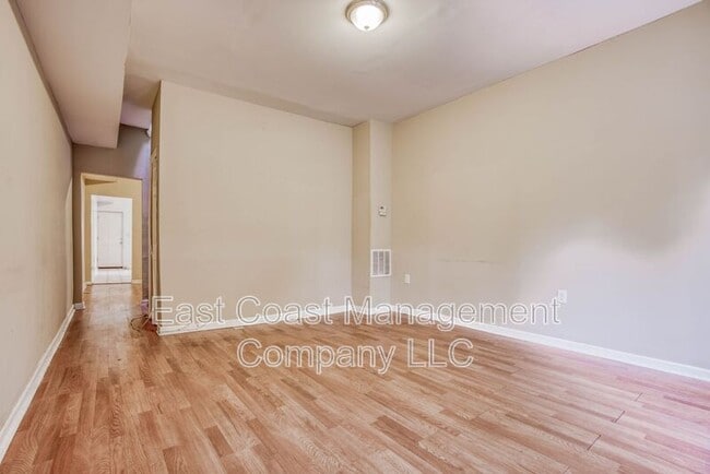 Foto del edificio - 402 E Lorraine Ave